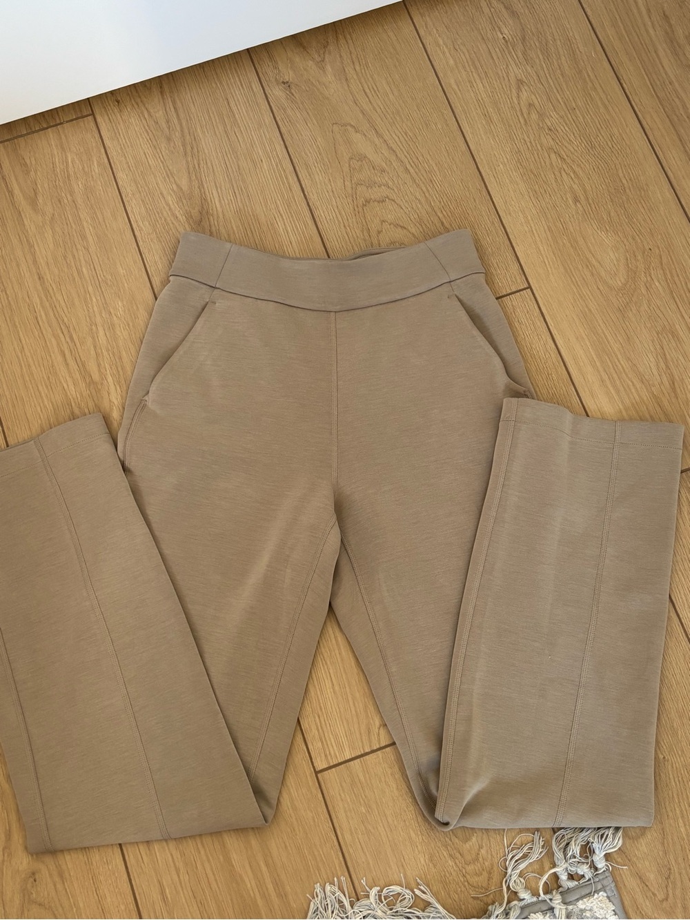 Lululemon softstreme straight leg pants